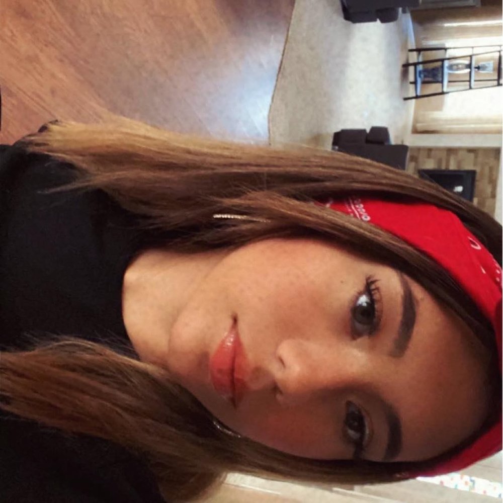 Meet your Posher, Brianna